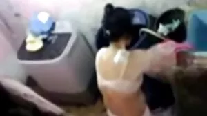 Sammy 18 film porno vintage francais avec chatte rasée doigté dur