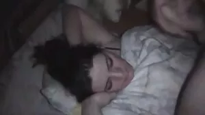 Petite gf pilonnée anale après avoir sucé la bite de son petit perfect girl porno gratuit ami