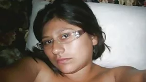 Sextape privée brune video x en streaming se masturbe en POV