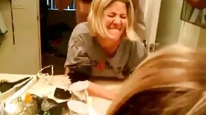 Une ado tatouée au cul rond se filmx perfect fait ramoner en pov