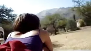 Reina vintage movie x a une fissure poilue léchée et remplie de sperme
