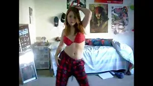 Petite teen porno francais mature suce une bite
