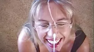 Ado écolière se masturbe video porno amateur gratuit en solo
