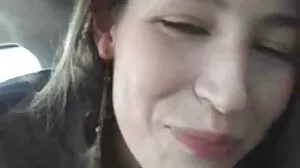 Vieille lesbienne blonde mange la chatte d'une x porno hd adolescente