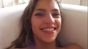 Petite ado porno x hard ébène jouait