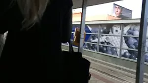 GenLez - film porno français 18 ans Les lesbiennes en chaleur Marie McCray et Melisa Jacobs s'engagent dans une session chaude et torride