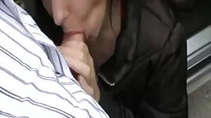 Salope amateur battant xxx vidéo pornographique pov
