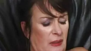 MILF xxx porno français enceinte avide de bite