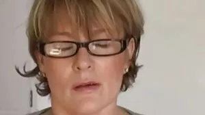 Modèle rousse prend un soin porno film complet français du visage