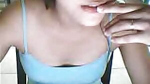 Petits seins
