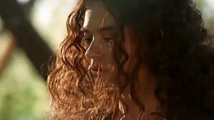 Des lesbiennes film x gratuit femme fontaine coquines remplissent leurs énormes fesses de lait et les aspergent