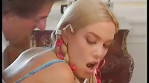 Maman ukrainienne et film porno gasy sa fille à 3 voies