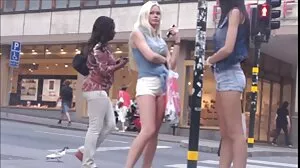 Petite asiatique suce x pornographie et chevauche