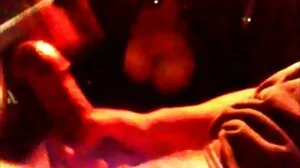 Petite Domina se fait film x bbw éjaculer